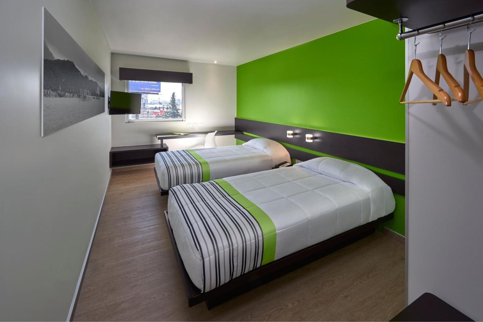 City Express Junior By Marriott Toluca Zona Industrial Exterior photo